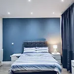 Apartment In Kingcross With Historical Highlights
