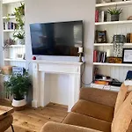 Cosy Single Bedroom In Crouch End