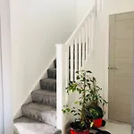 Diamond Accommodation
