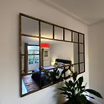 Spacious 2 Bedroom Apartment In Maida Vale