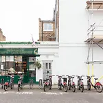 Kensington Nest Serviced House