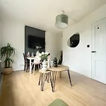Stylish 2 Bedroom Flat In Angel Central Location