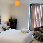 Cozycomfy Luxury Apartment