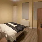 Flat 11 Brixton Hill, 1 Bedroom, 1 Bathroom Flat
