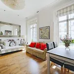 Hobart Home, Spacious 2-Bed Flat In Pimlico