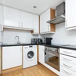 Fantastic 2Br Flat, 3 Min Shoreditch High Street