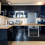 Joivy Charming Flat Overlooking River Thames