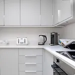 Luxury Central Mayfair Townhouse With Ac 3Br 3Ba