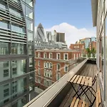Kula London - Tower Hill