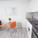 Kings Central Apartments In Kings Cross