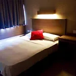 Pelican London Hotel&Residence