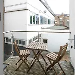 Elegant 2Bd Flat Near Portobello Rd With Balcony