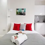 The Armadale Road Residence II