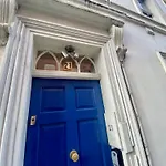 Stay In Bloomsbury