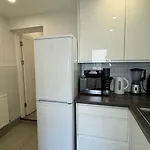 Spacious Double Room In Greater London
