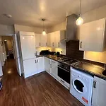 Flat In Wandsworth