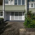 3Br Off A13 , Sleeps 6, 2Mins To Langdon Dlr,Free Parking
