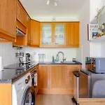 Refurbished Kensington Studio With Balcony Near Tube