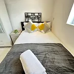 Harrow Road One Bedroom Apartment