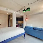 Home-Like Comfort At The Robinson In London