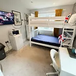 Stay In Fulham