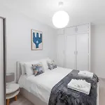 1 Bed Flat In South Kensington