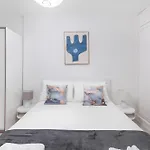 1 Bed Flat In South Kensington