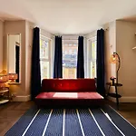 Rest Boutique Acton