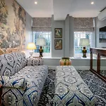 No. 30 Knightsbridge
