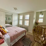 Townhouse By Notting Hill - Sleeps5 Petsok Tv Wifi