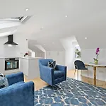 Nightingale Suites
