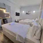 Baker Street Apartments