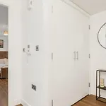 Luxury Modern 1 Bedroom Apartment In Covent Gardens