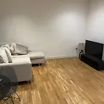 Aldgate East 2 Bedroom Flat
