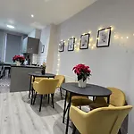Soho Guest House Room 4