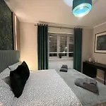 Spacious & Modern Family Gem