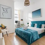 Chic Apartment In Hyde Park