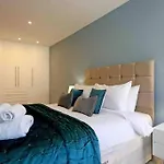 3Bed London Townhouse Earls Court Old Manor