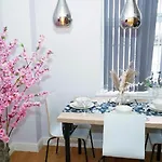 Edgware Road Beautiful Family Apartment