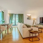 Bright 2Br In Canary With Balcony Wharf, 5 Min Tube