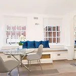 Sg, Boutique Mayfair Central London Apartment