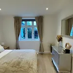 Cosy Flat In The Heart Of London