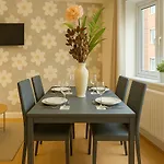 Urban Flat In Elephant & Castle - Few Minutes Walk To Big Ben & London Eye