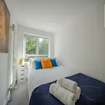 Modern 4 Bed 3 Bath House - 4 Groups With Free Parking - Central London