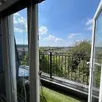 Comfy Apartment - Finchley Road