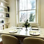 Stylish 2-Bedroom Apartment Near Abbey Road, Maida Vale