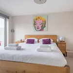 Bright Family Home In Primrose Hill