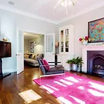 Veeve - Crouch End Family Home