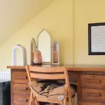 3 Bedroom Family House With A Superb Kitchen And Garden