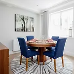Mayfair Mews Suite